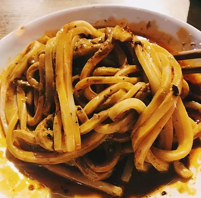 《裝台》、《大(dà)秦賦》跨越千年(nián)，講述西(xī)安城(chéng)市(shì)文(wén)化(huà)的(de)前世今生(shēng)